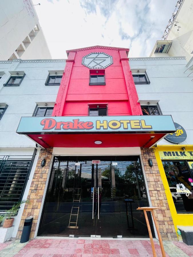 Drake Hotel Angeles City מראה חיצוני תמונה